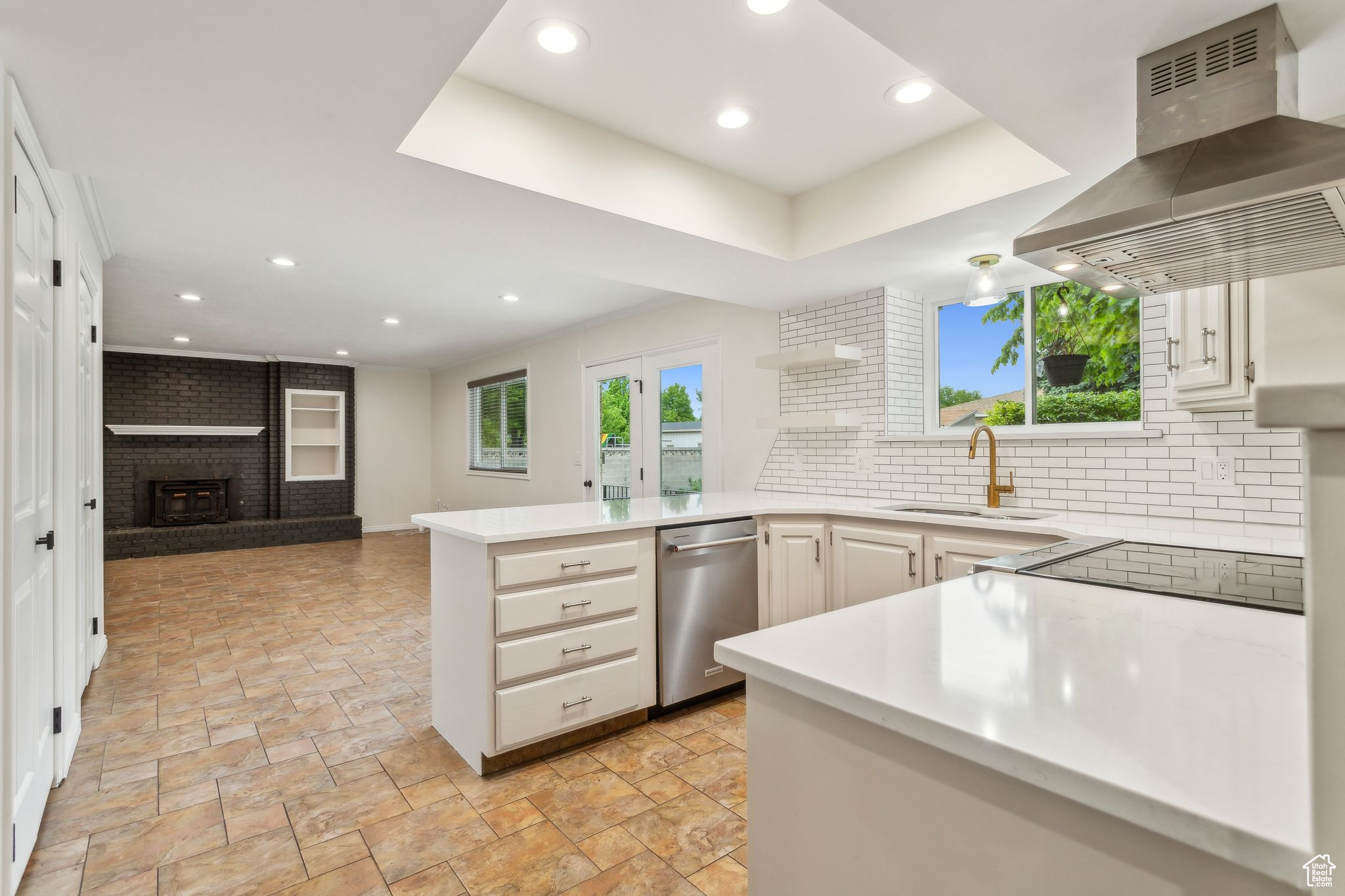 911 W Brookcrest Cir, South Jordan, Utah image 7