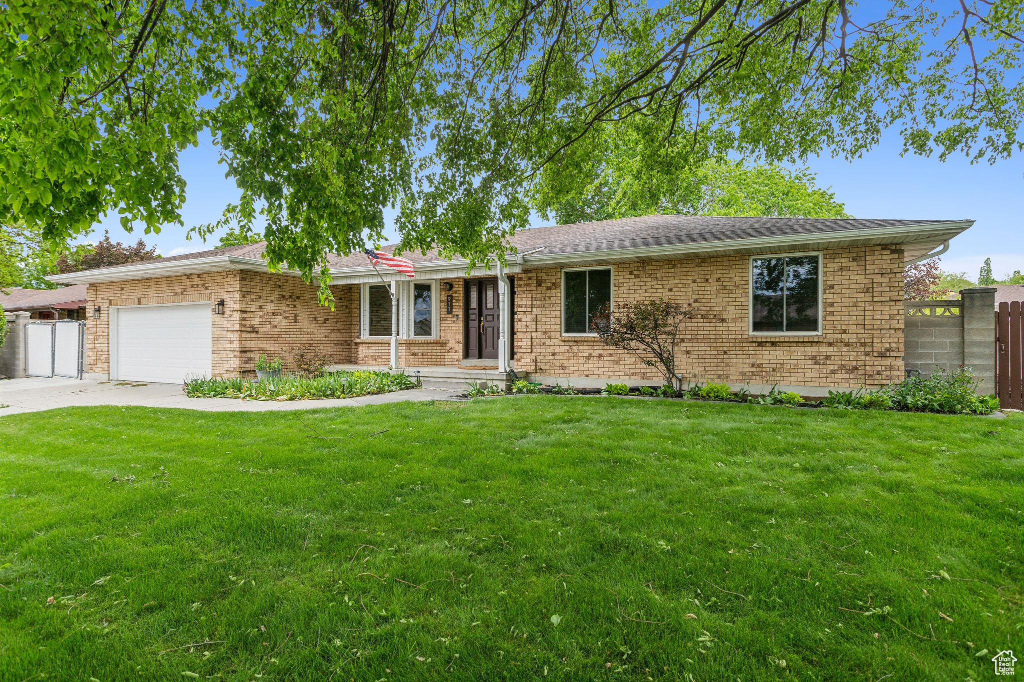 911 W Brookcrest Cir, South Jordan, Utah image 1