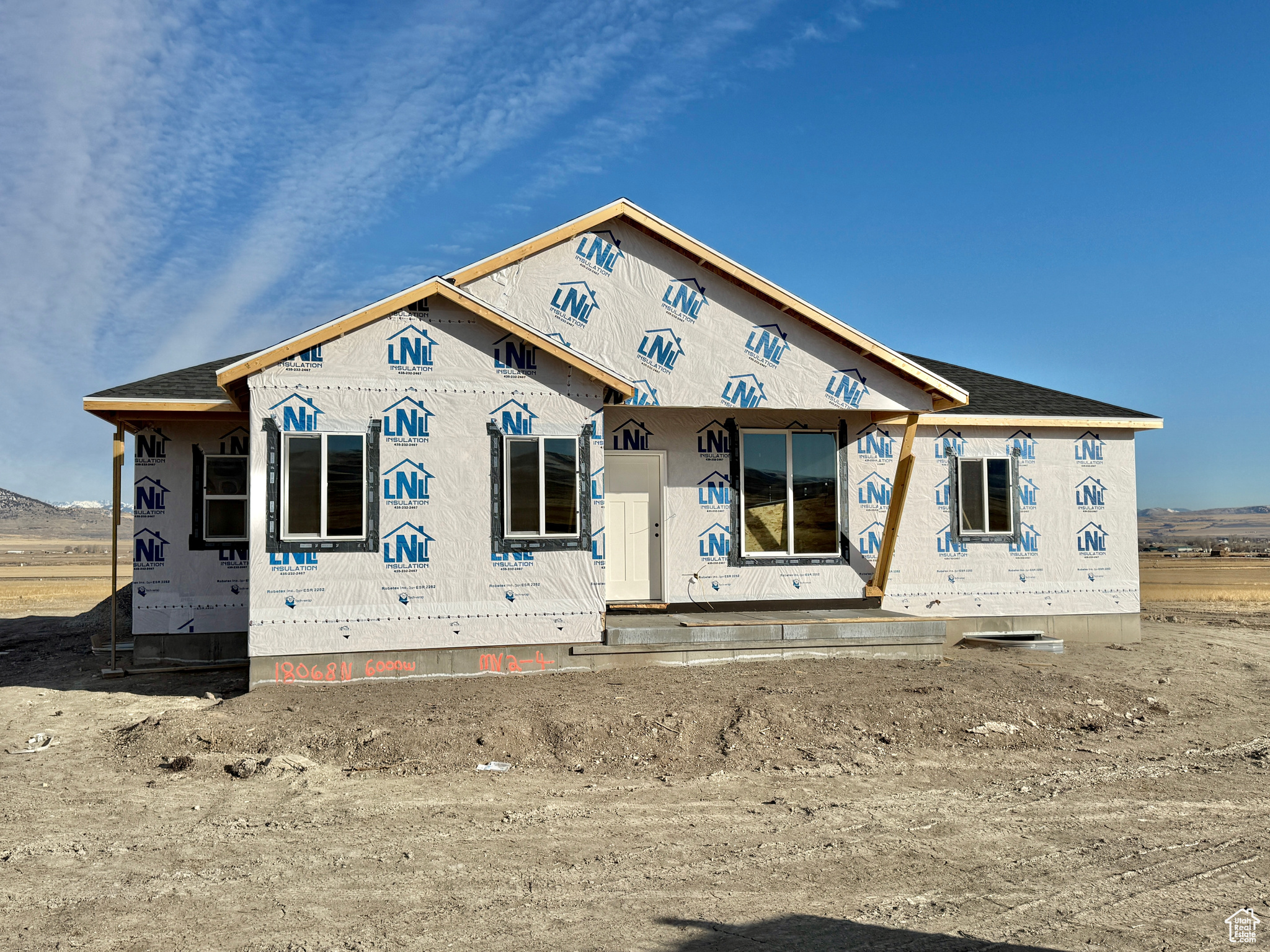 MOUNTAIN VIEW PHASE 2 LOT 4 - Residential