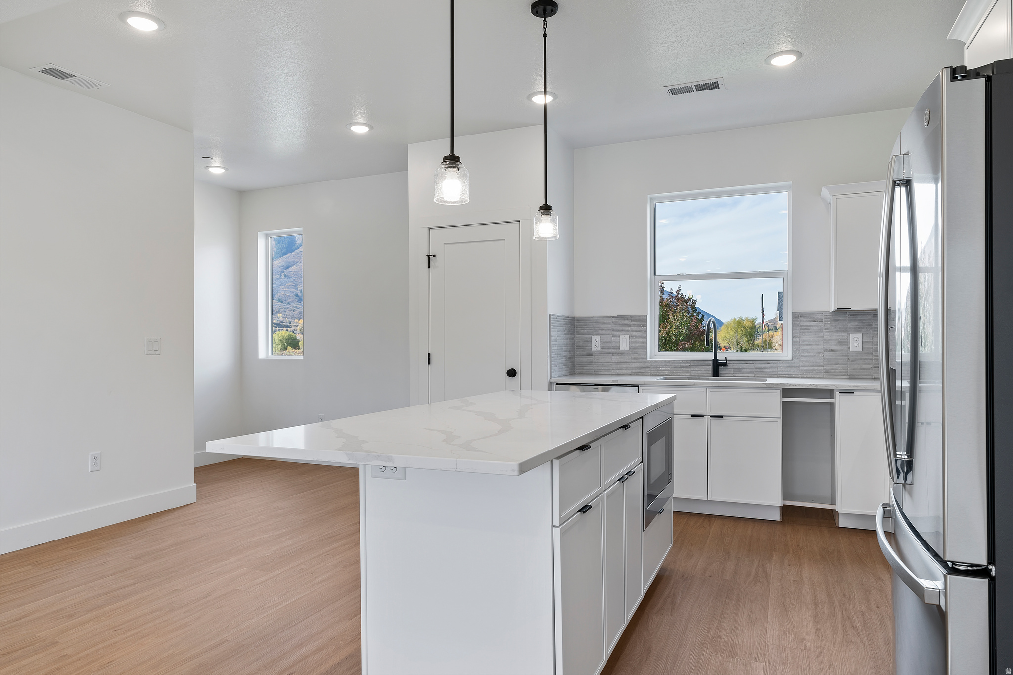 PEAKS TOWNHOMES - Residential