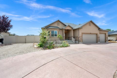Tiny photo for 3233 W 1680 N, Clinton, UT 84015 (MLS # 2171052)