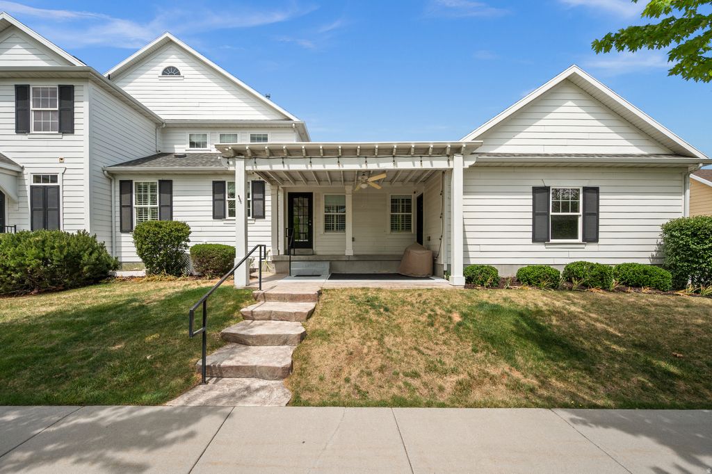 Photo of 4438 W SOUTH JORDAN PKWY, South Jordan, UT 84009 (MLS # 2158507)