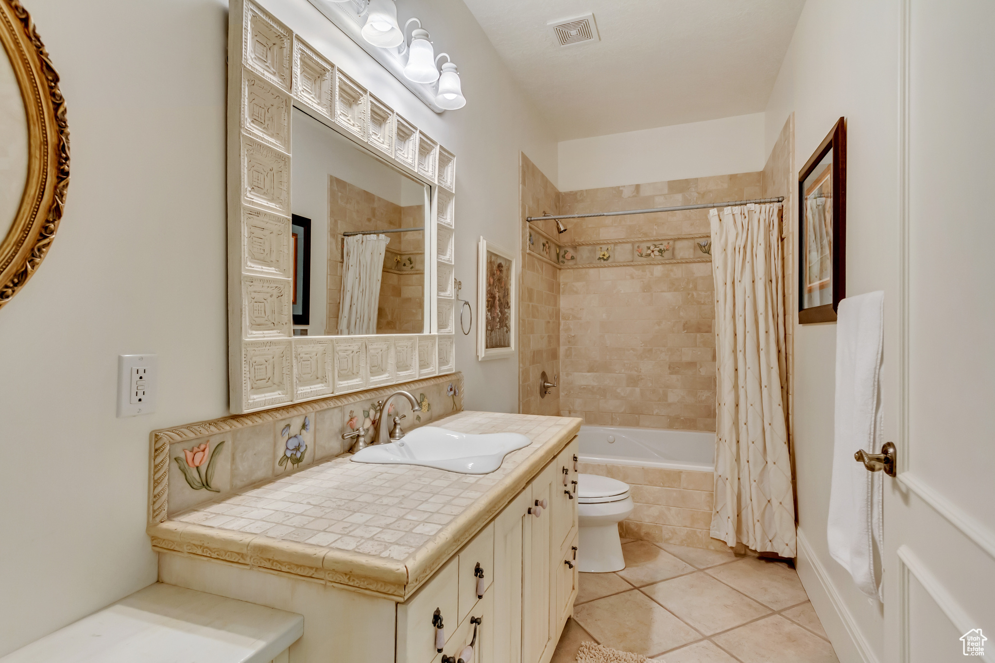 HOLLY VIEW ACRES - Residential