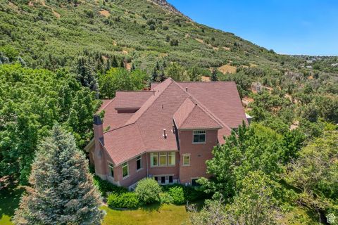 Tiny photo for 196 S HOLLY DR, Alpine, UT 84004 (MLS # 2069388)