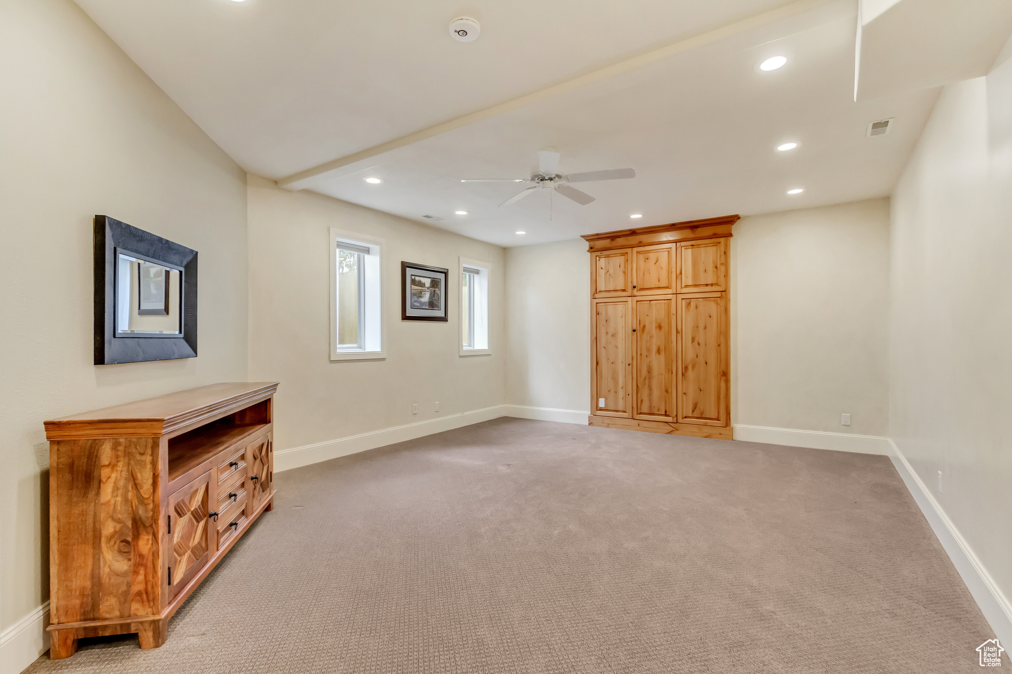 HOLLY VIEW ACRES - Residential