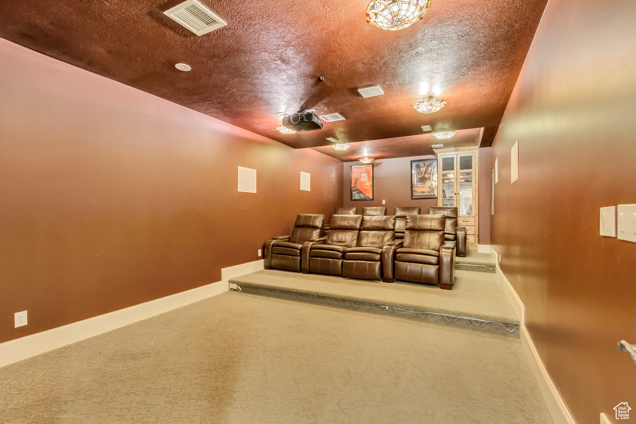 HOLLY VIEW ACRES - Residential