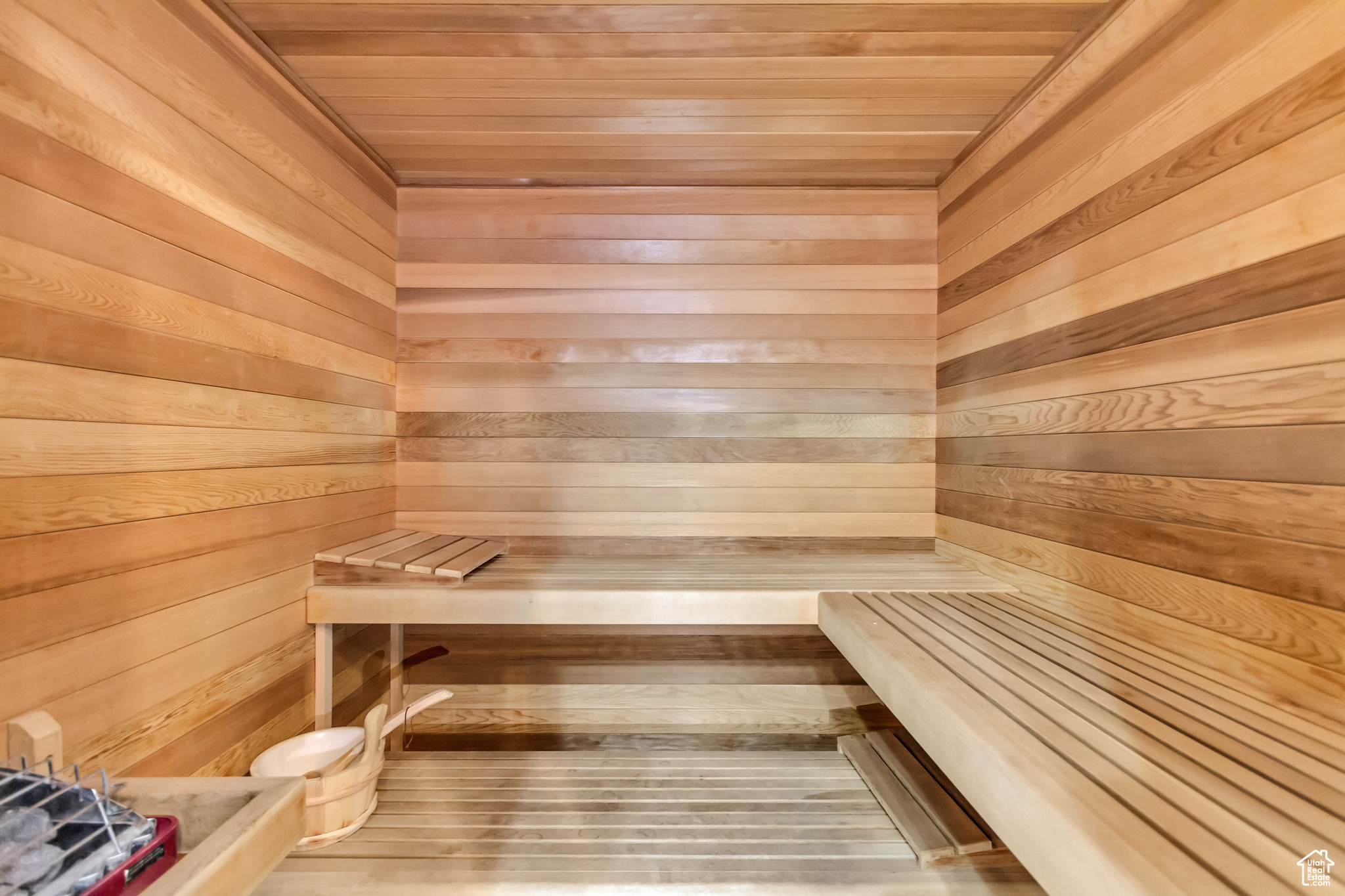 HOLLY VIEW ACRES - Residential