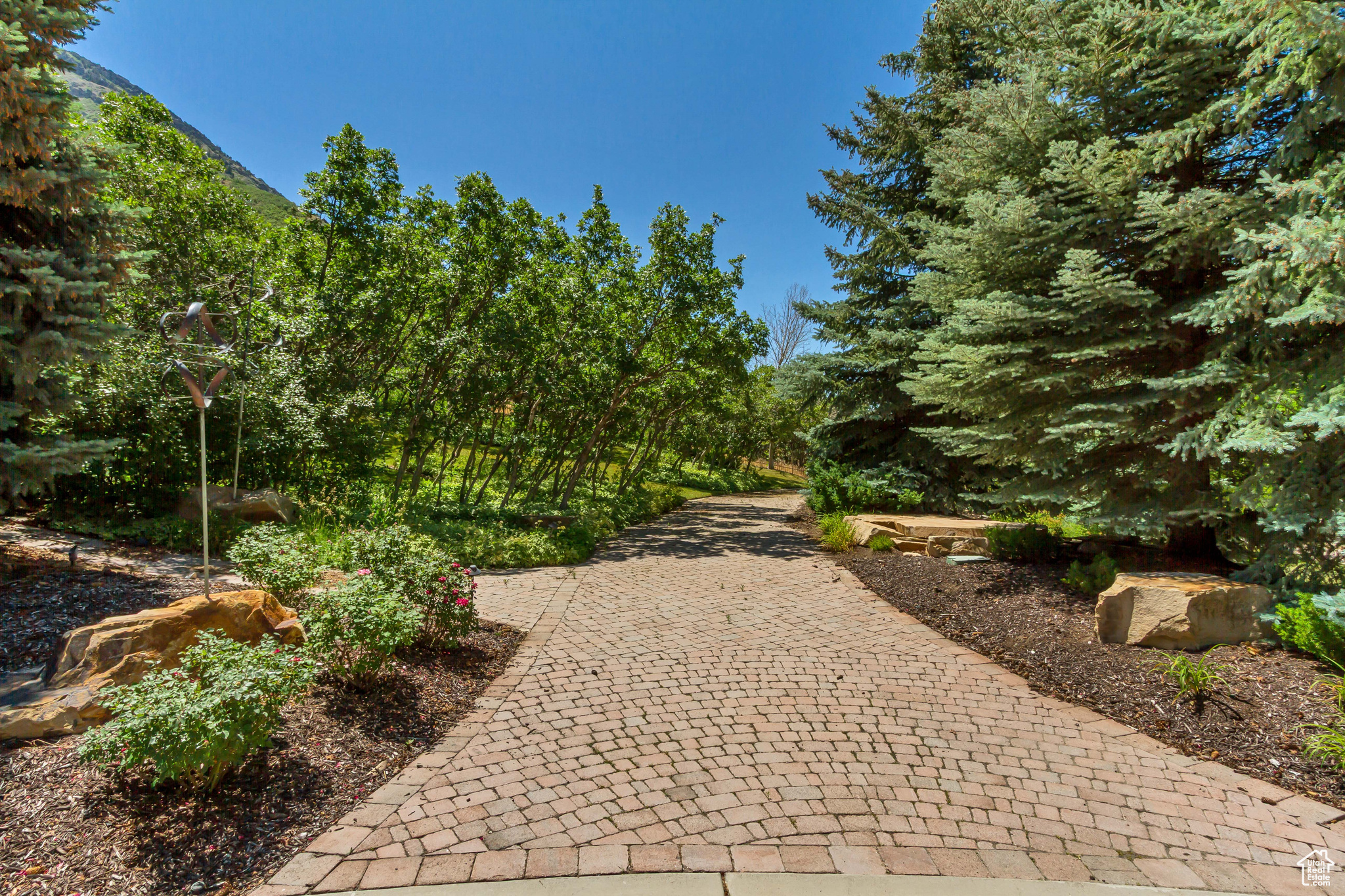 HOLLY VIEW ACRES - Residential