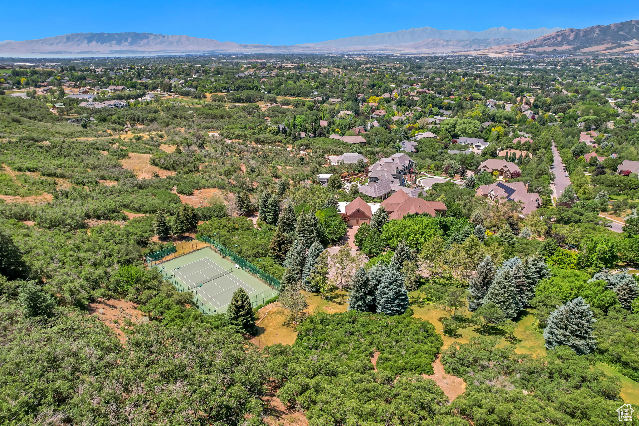 HOLLY VIEW ACRES - Residential