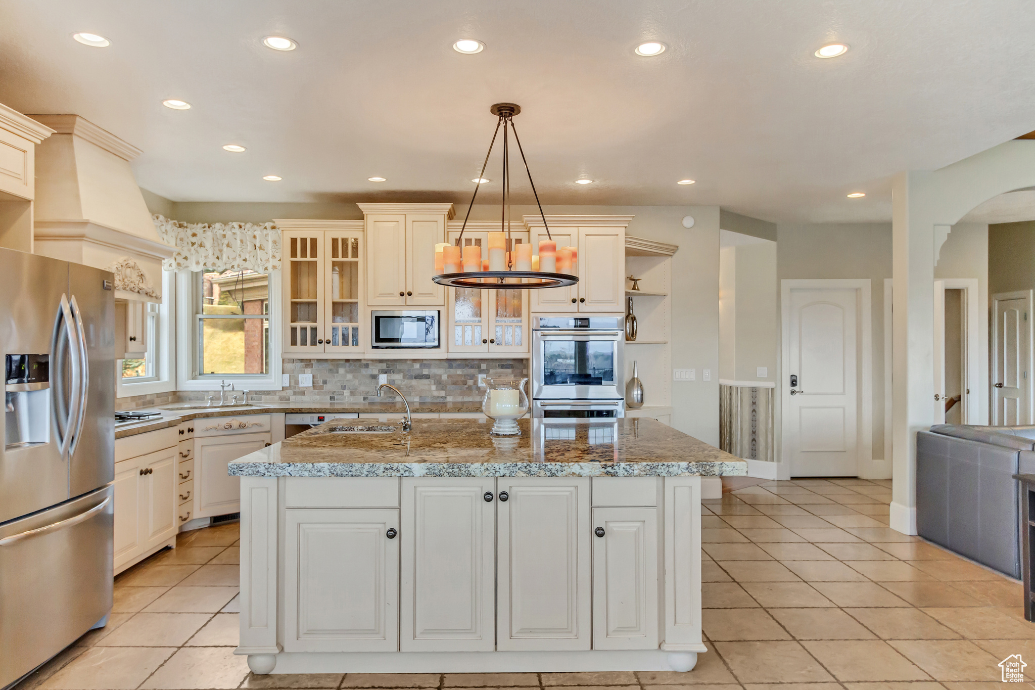 HOLLY VIEW ACRES - Residential