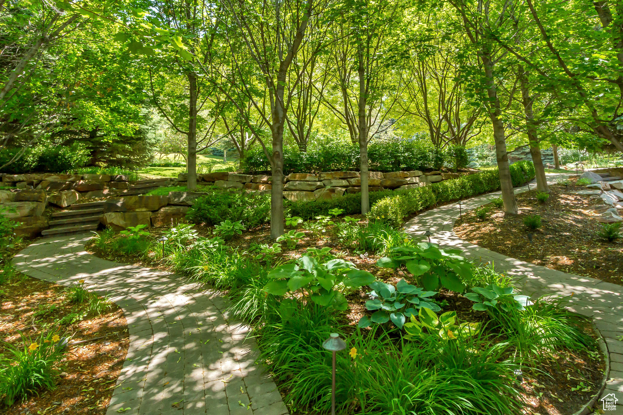 HOLLY VIEW ACRES - Residential