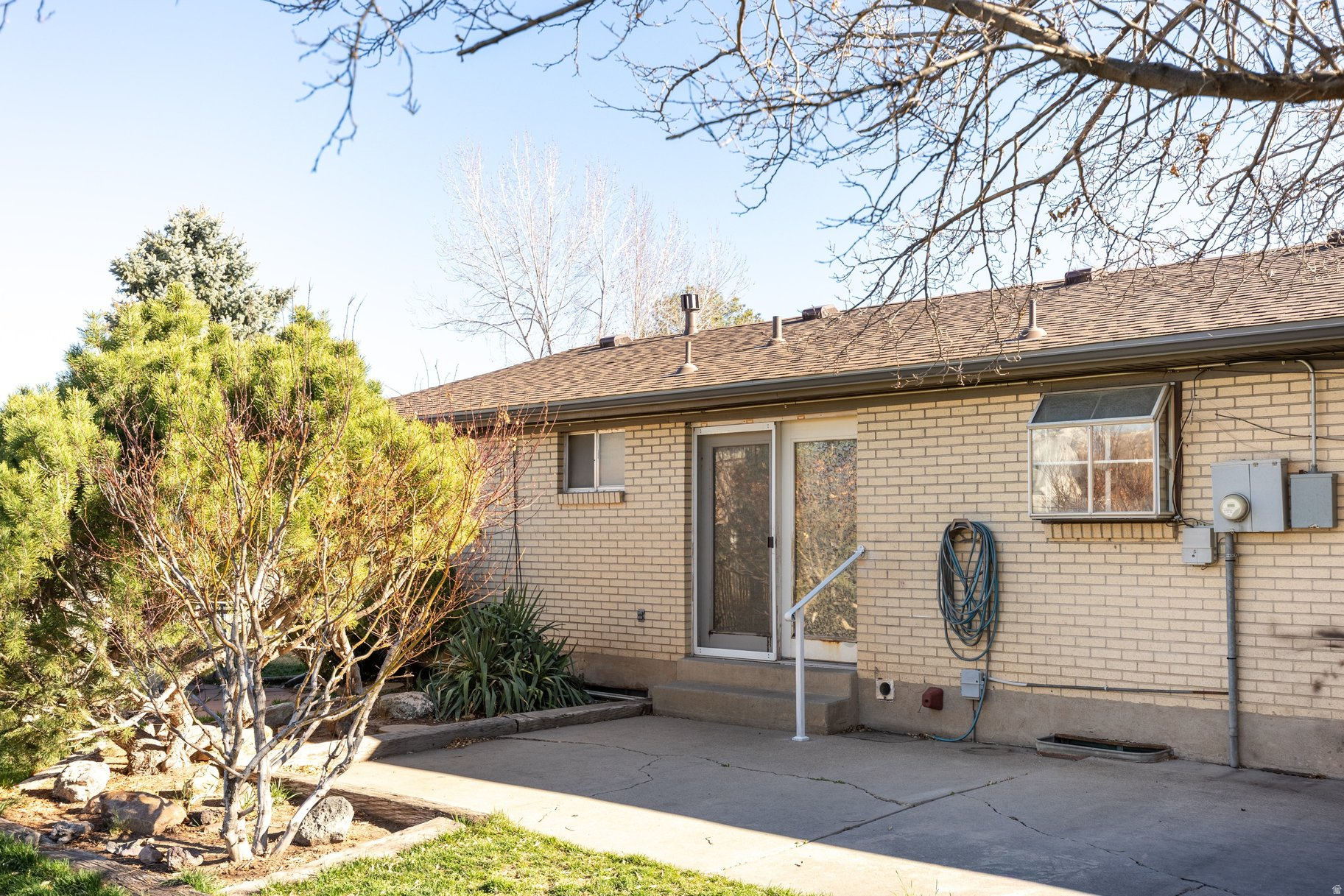 COLONY WEST #1 - Residential