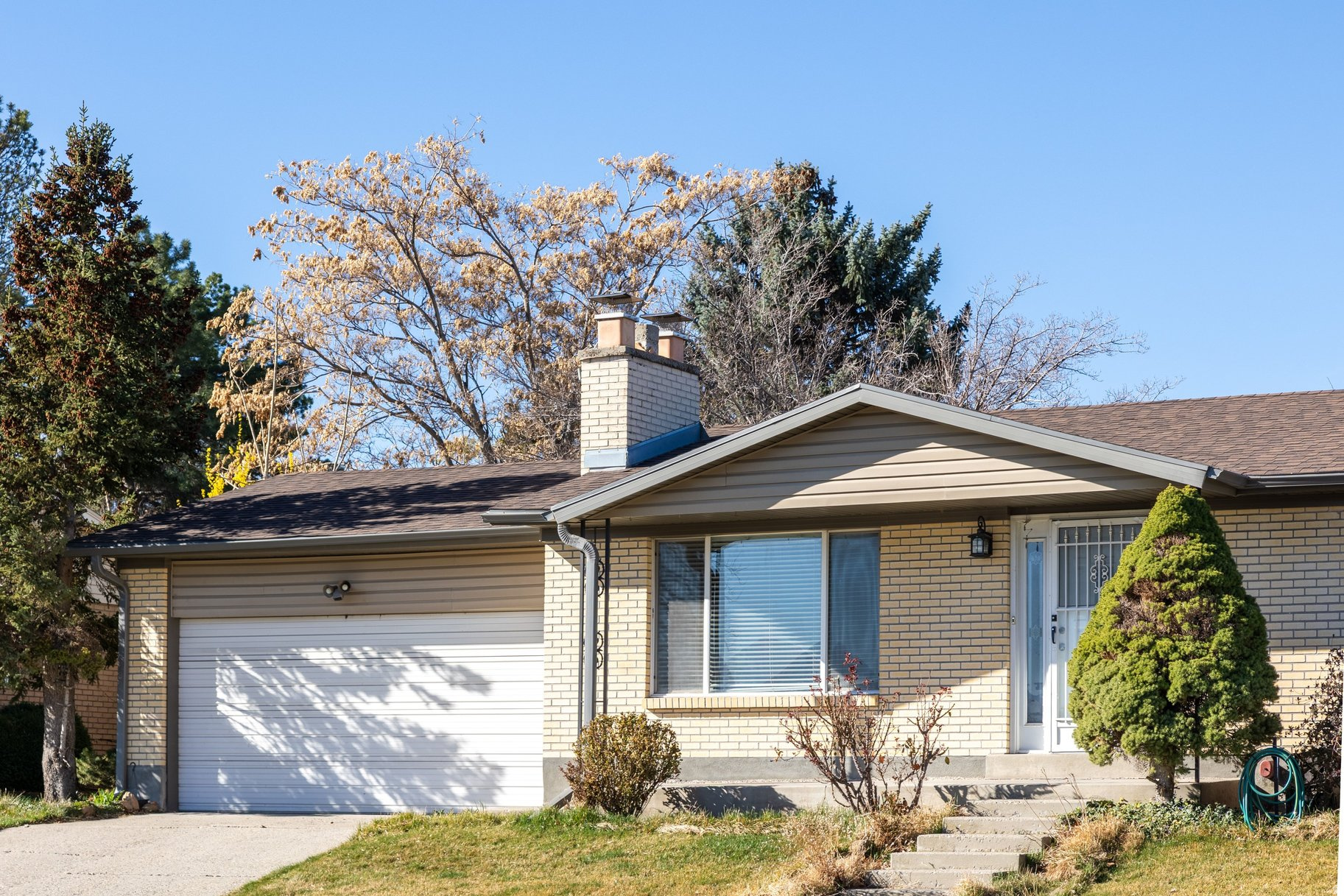 COLONY WEST #1 - Residential