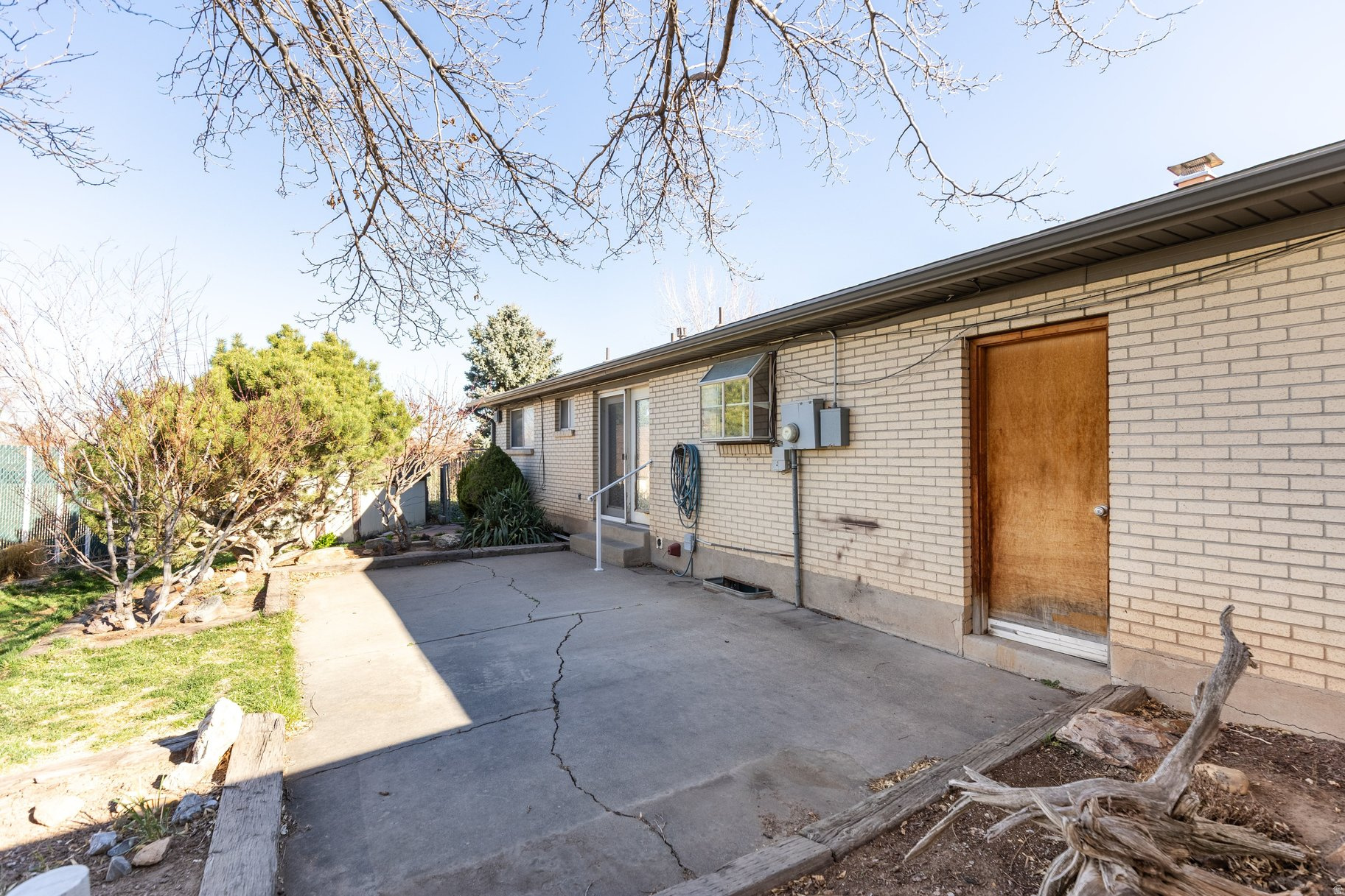 COLONY WEST #1 - Residential