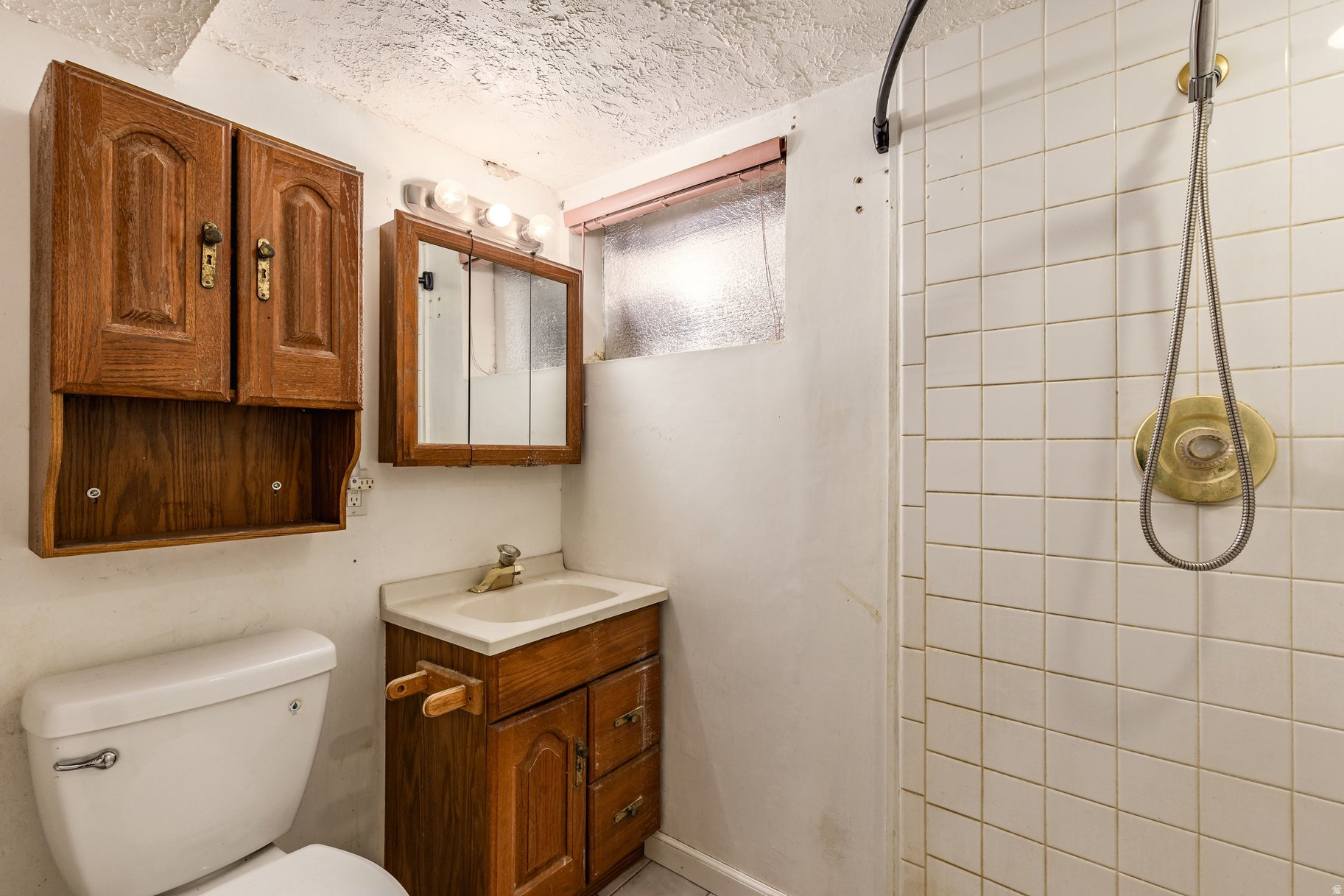 COLONY WEST #1 - Residential