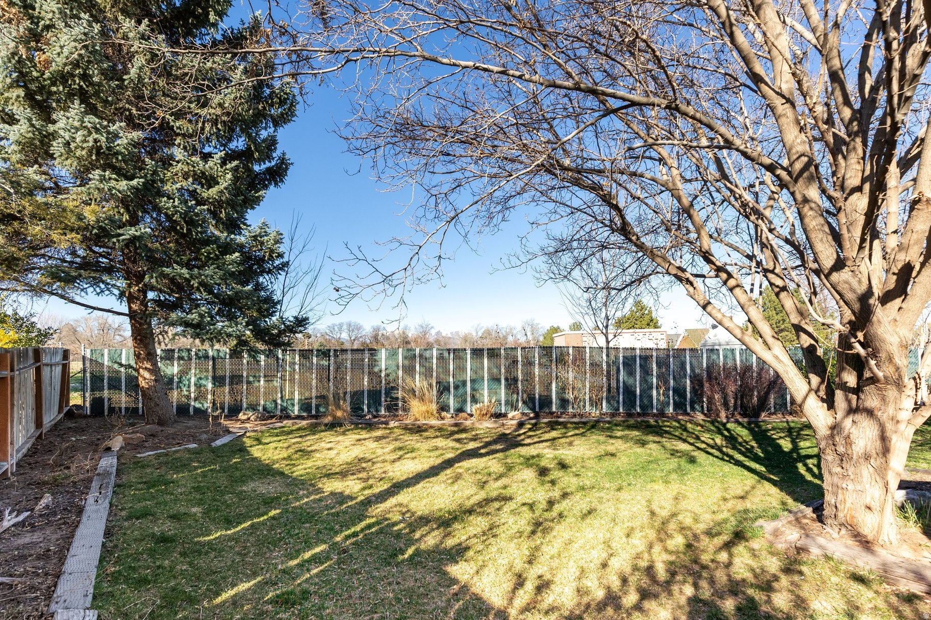 COLONY WEST #1 - Residential