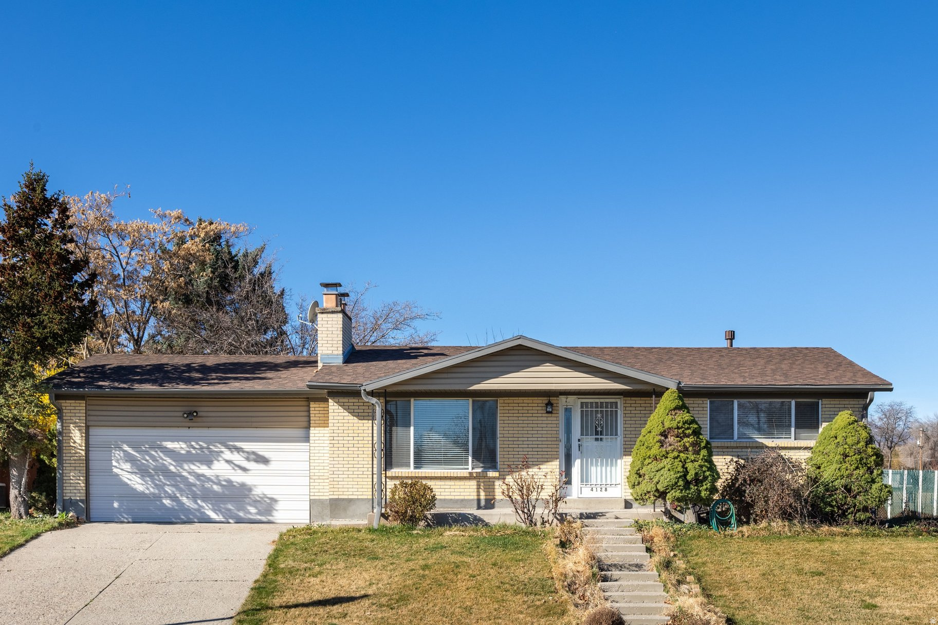 COLONY WEST #1 - Residential