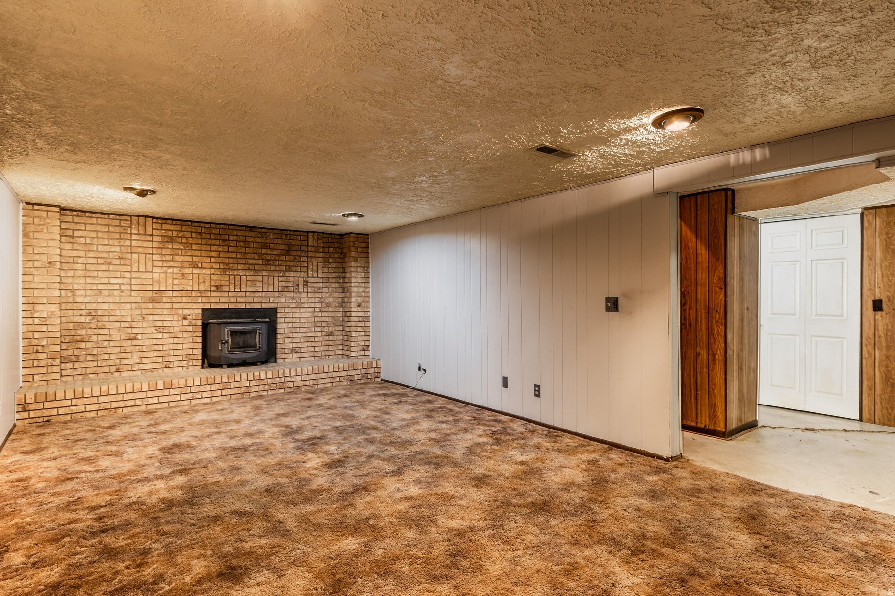 COLONY WEST #1 - Residential