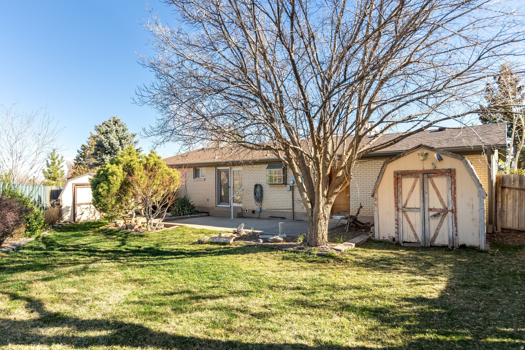 COLONY WEST #1 - Residential