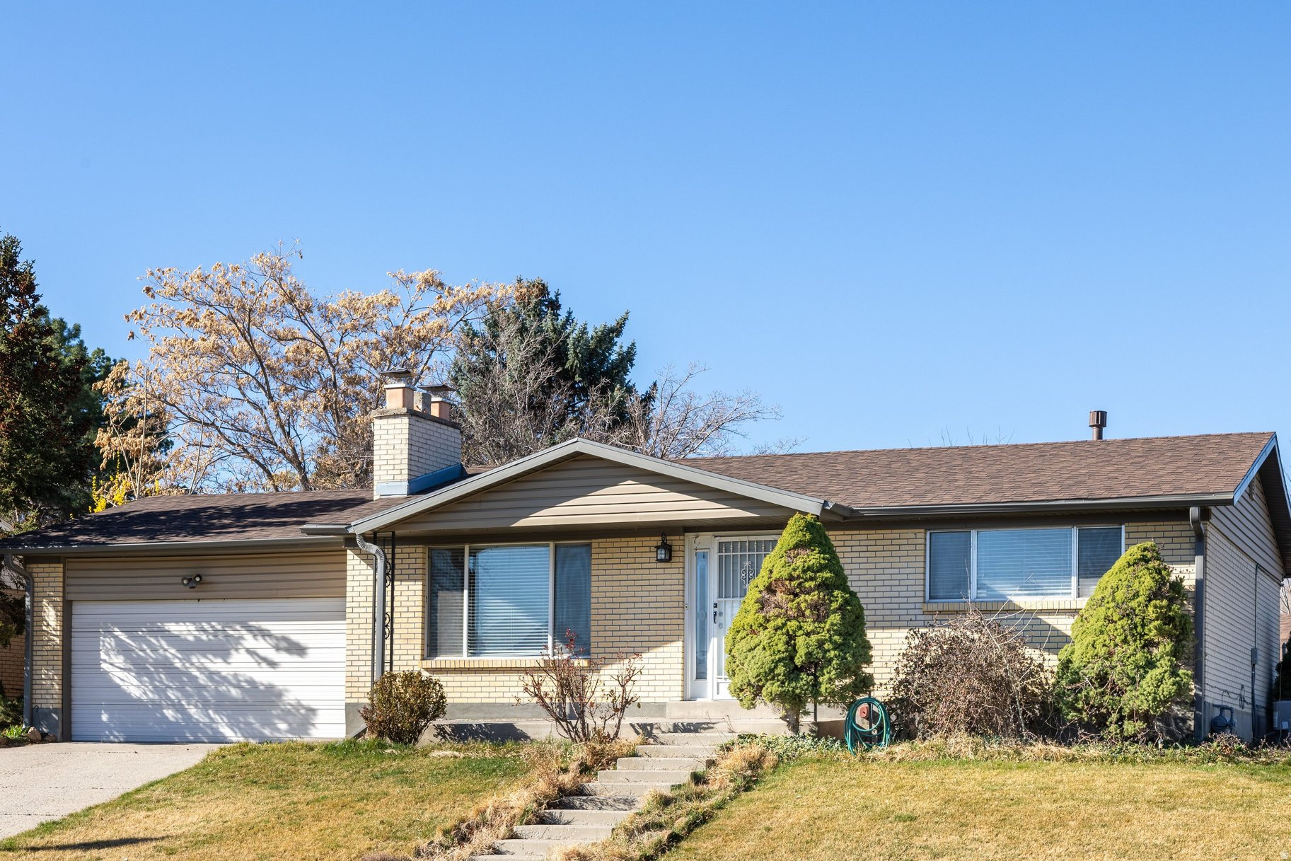 COLONY WEST #1 - Residential