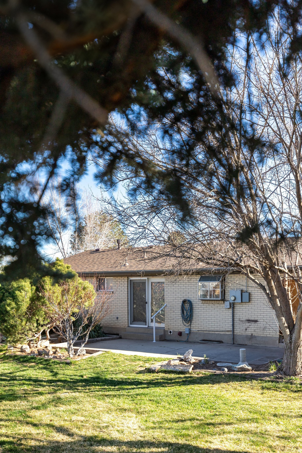 COLONY WEST #1 - Residential