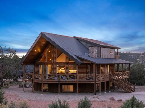 Tiny photo for 10915 PINYON PINE DR, Orderville, UT 84758 (MLS # 2132856)