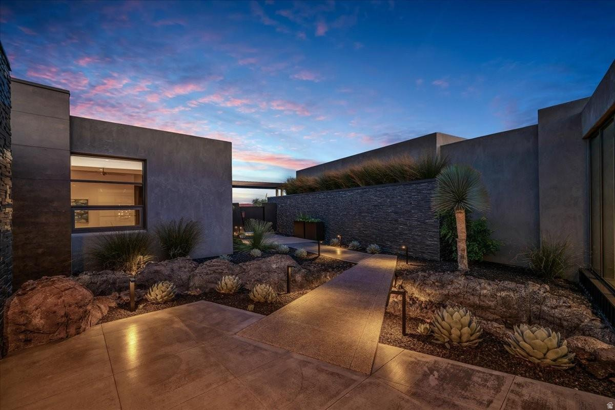 ENTRADA AT SNOW CANYON CHACO WEST PH 3 - Residential
