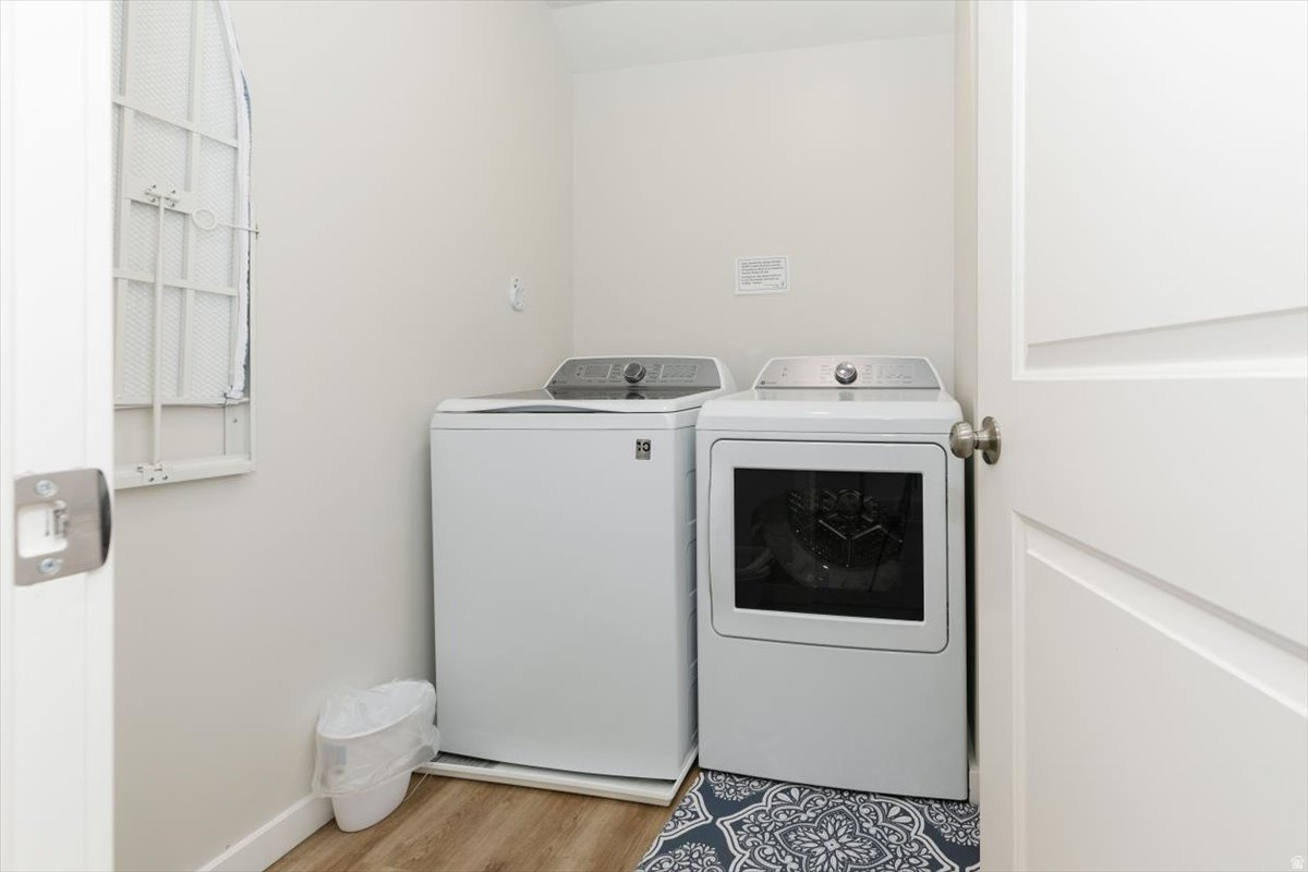 LOCHWOOD - Residential