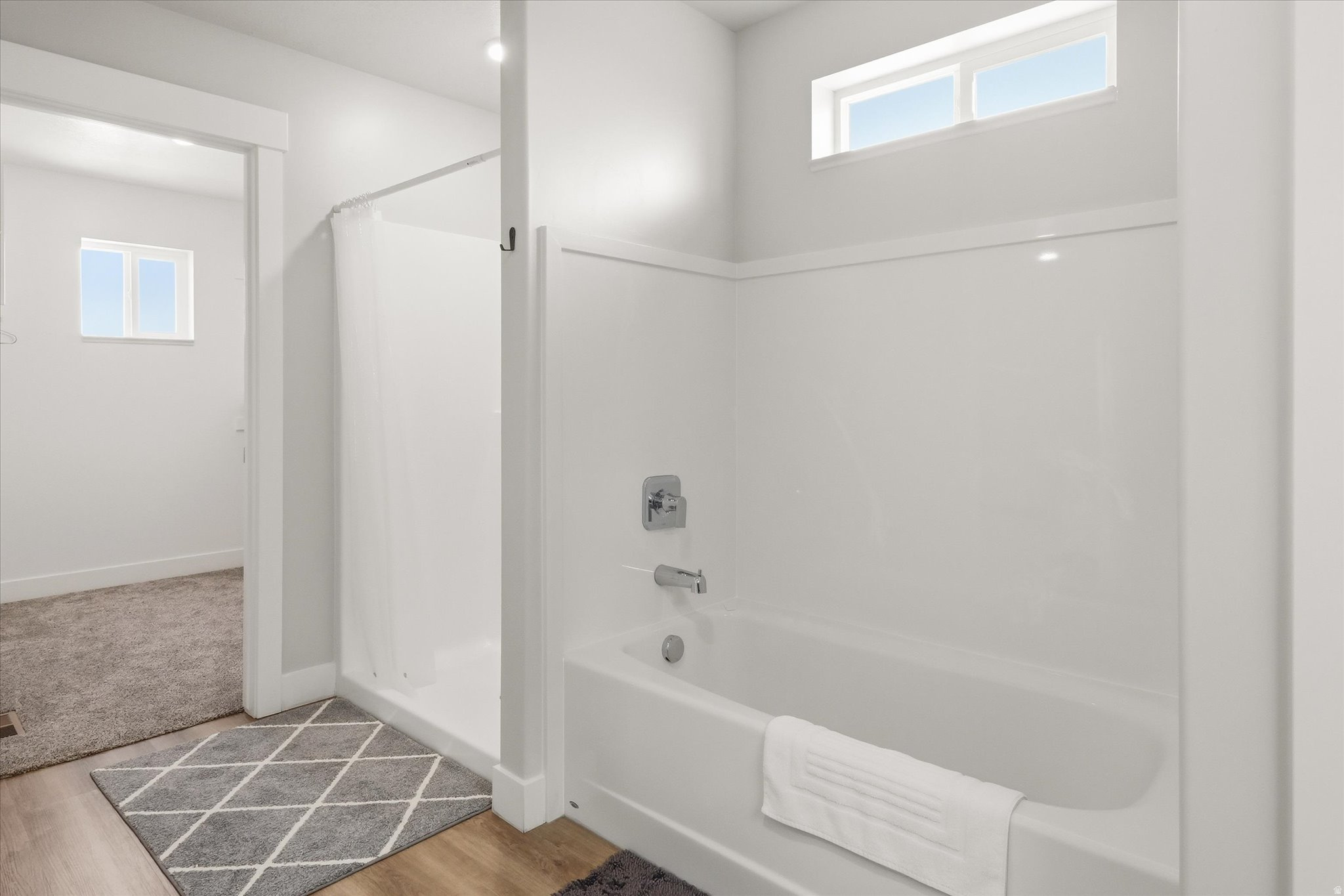 LOCHWOOD - Residential