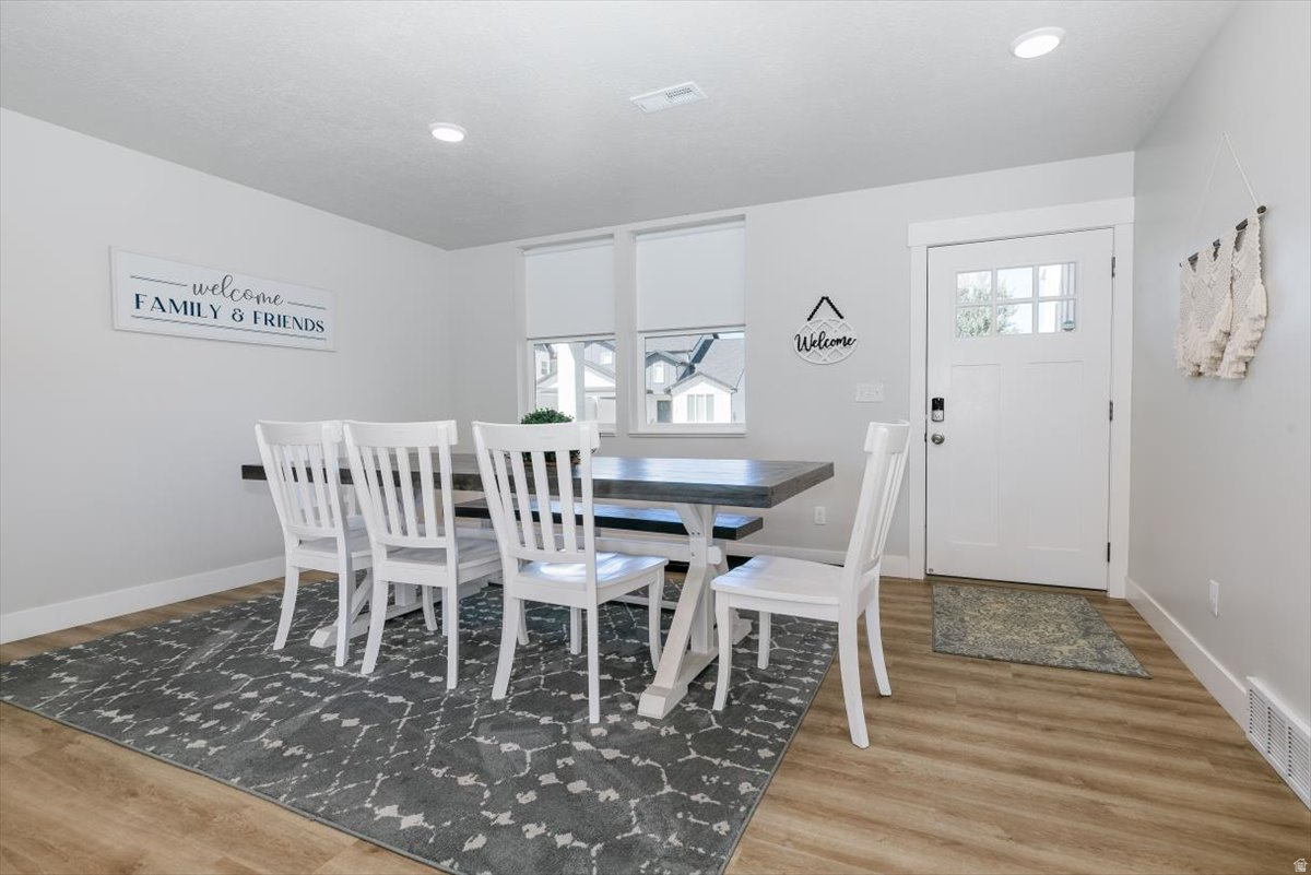 LOCHWOOD - Residential