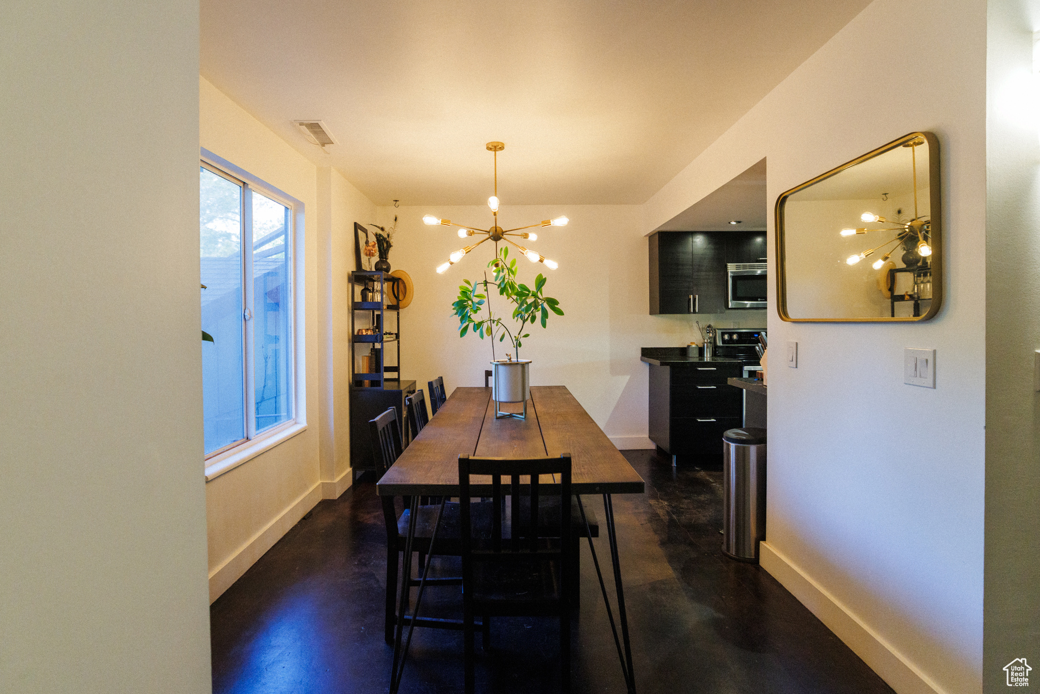 HIDDEN LAKE - Residential