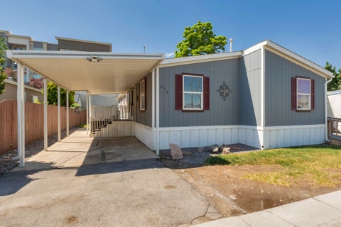 Mobile Home For Sale - 279 W Eastgate Dr<br/> Sandy, UT 84070