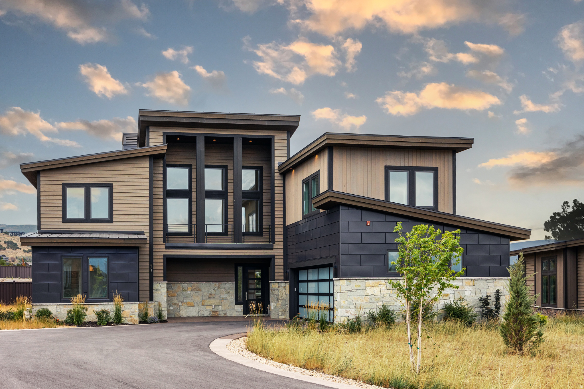 RED LEDGES - Residential