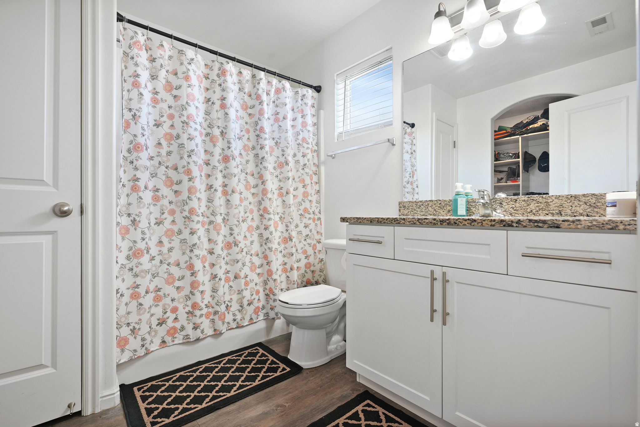 WINDSOR ESTATES - Residential