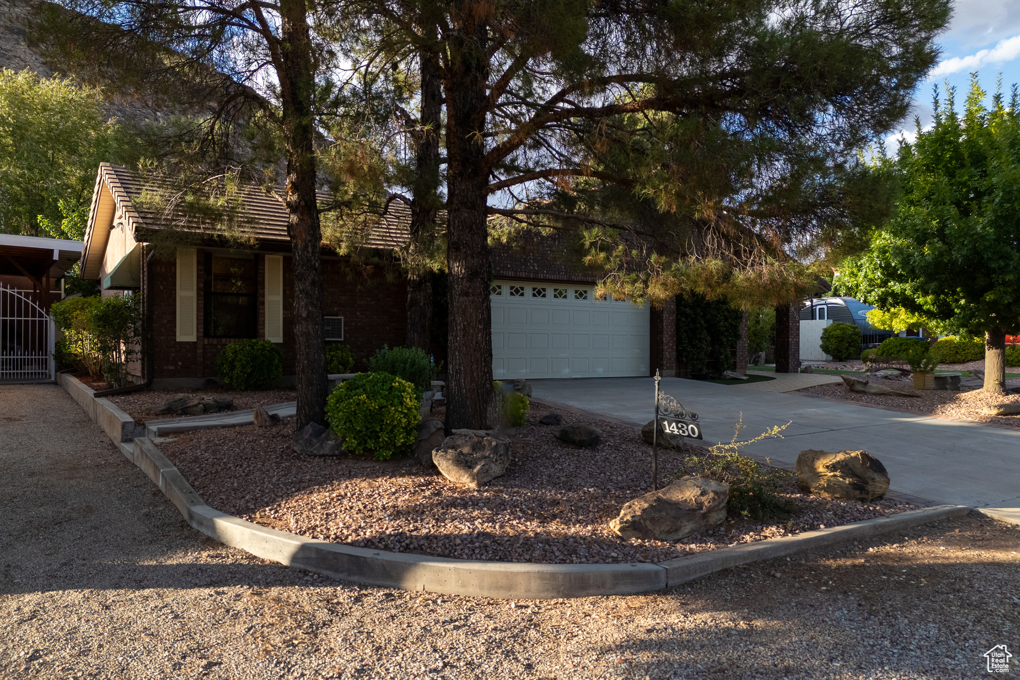 BLOOMINGTON COUNTRY CLUB 5 - Residential