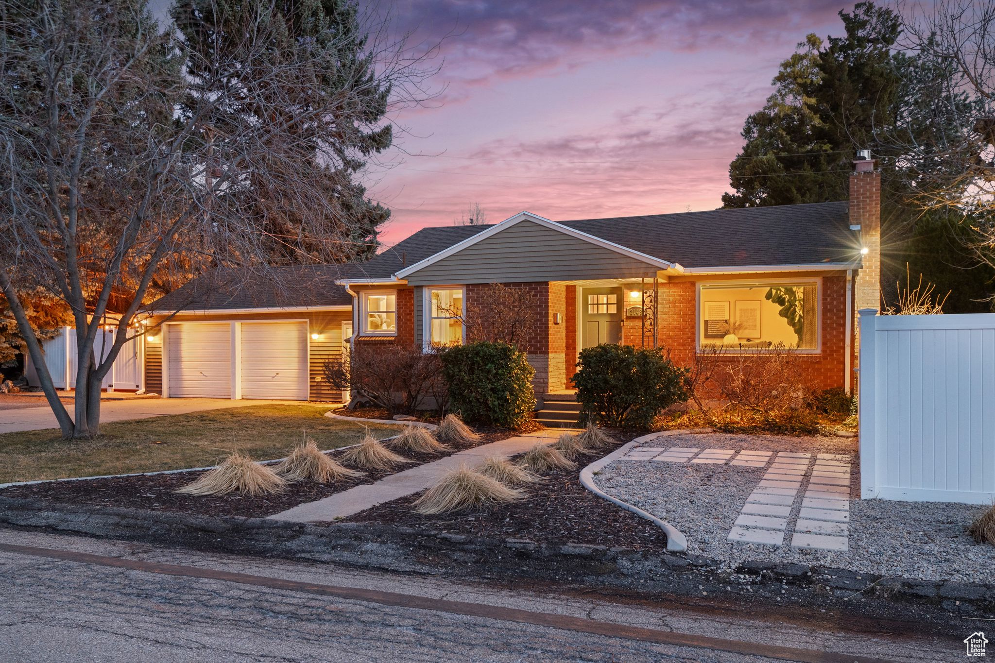 2148 E Bendamere Cir, Salt Lake City, Utah image 2
