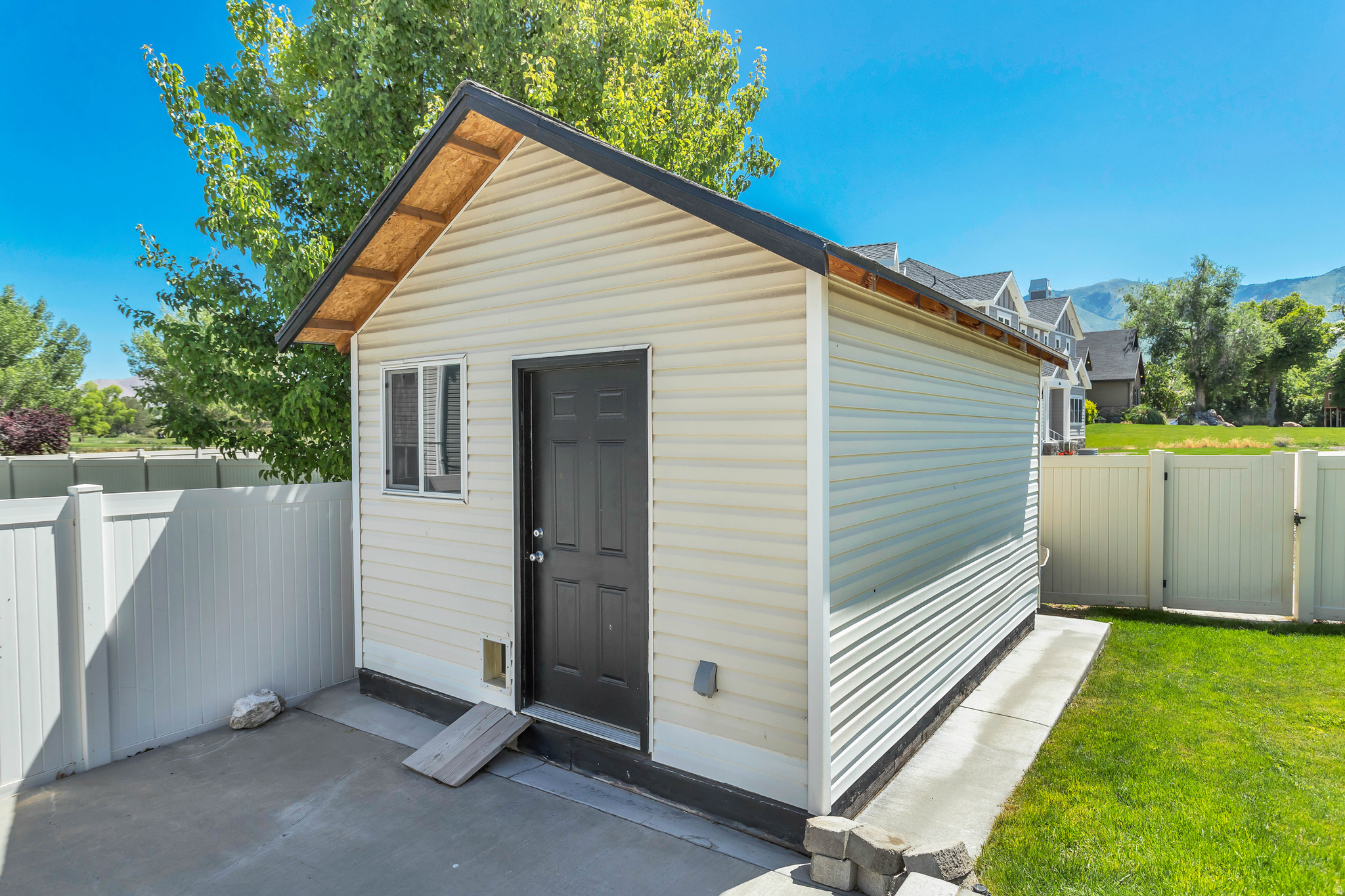 VILLAGES AT STANSBURY - Residential