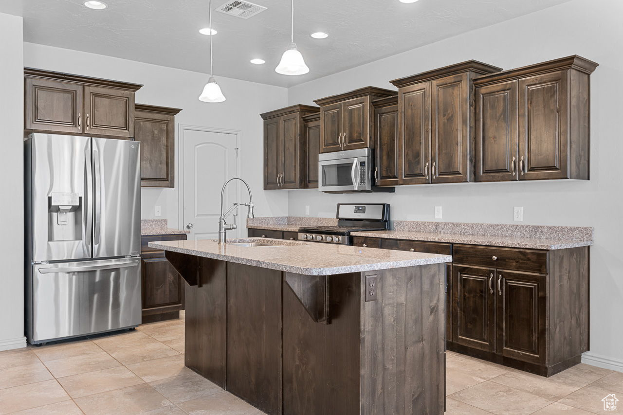 ROYAL PINE ESTATES PH 1 - Residential