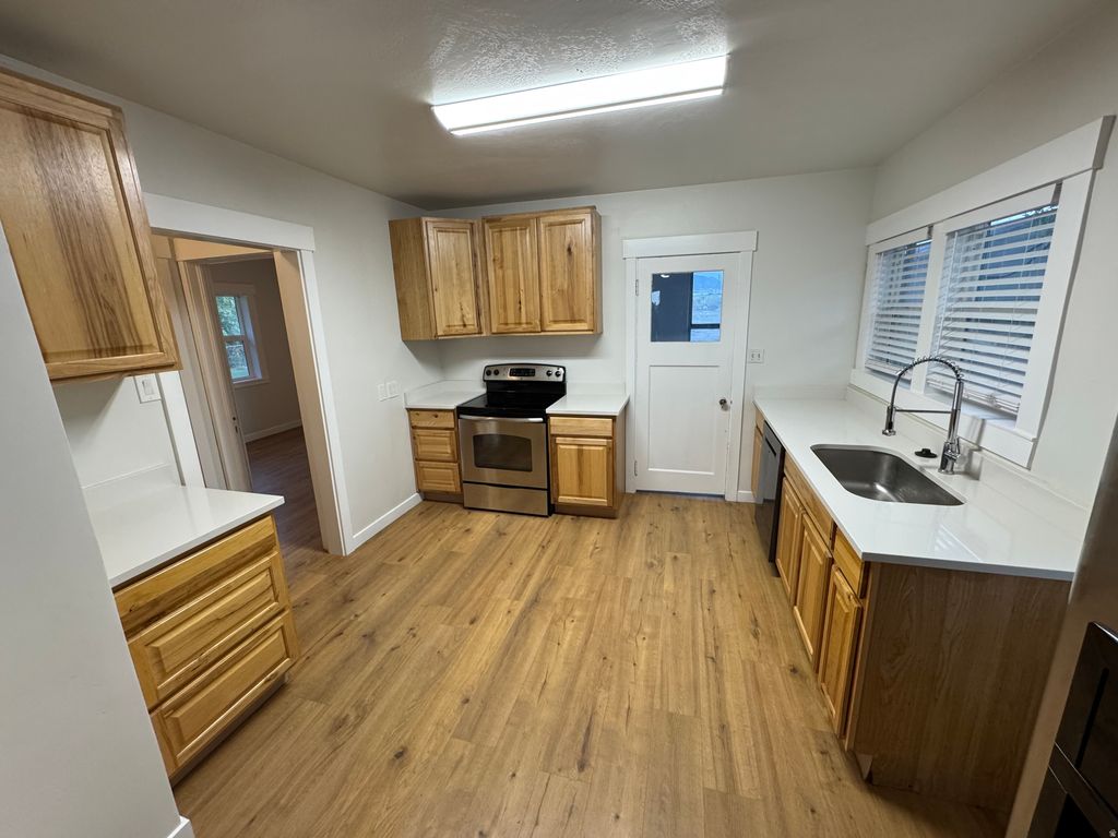 Photo of 909 W ERDA WAY, Erda, UT 84074 (MLS # 2151605)