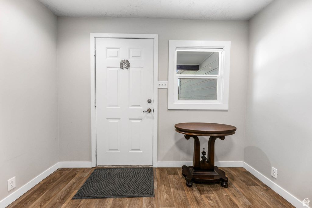 Photo of 264 E SOUTHGATE AVE S, South Salt Lake, UT 84115 (MLS # 2116191)