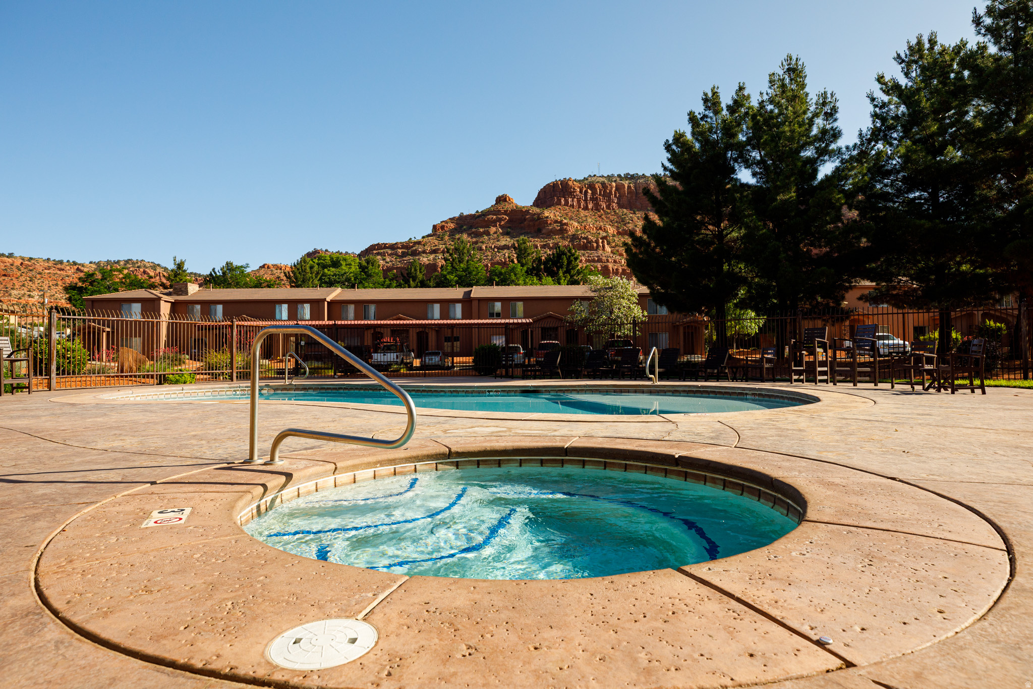 EL PUEBLO - Residential