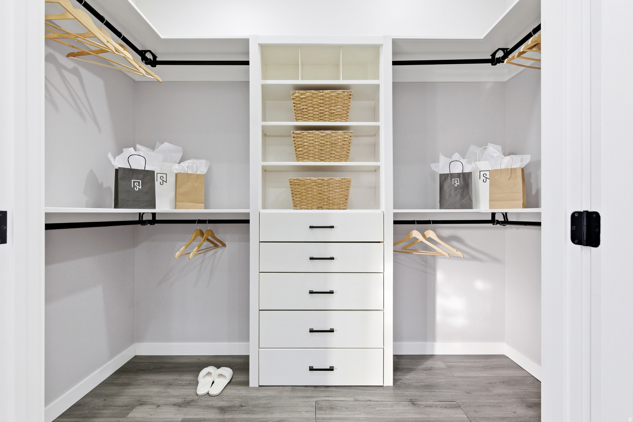 GREENFIELD VILLAGE PLAT B - Residential