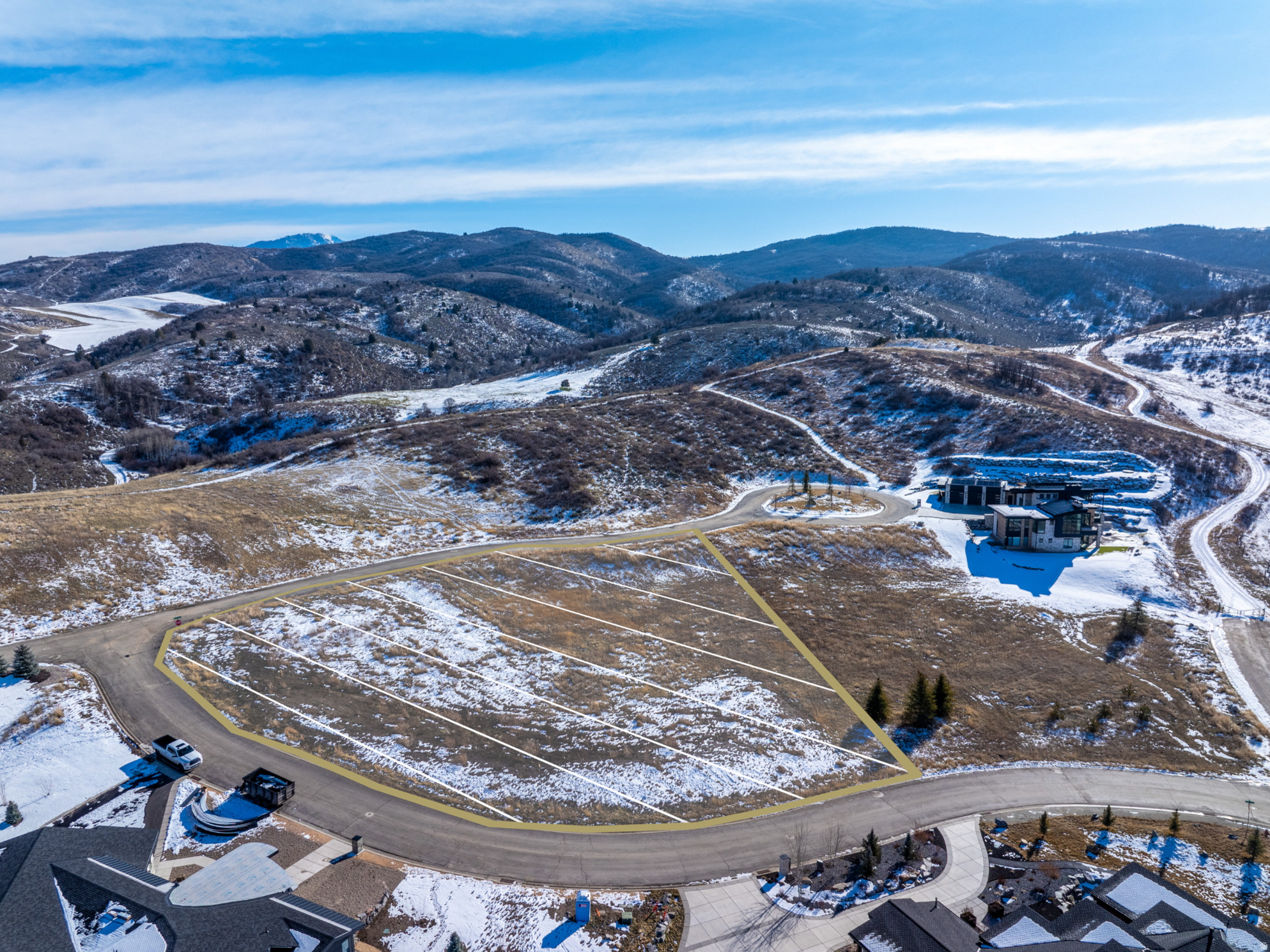 TRAPPERS CROSSING - Land