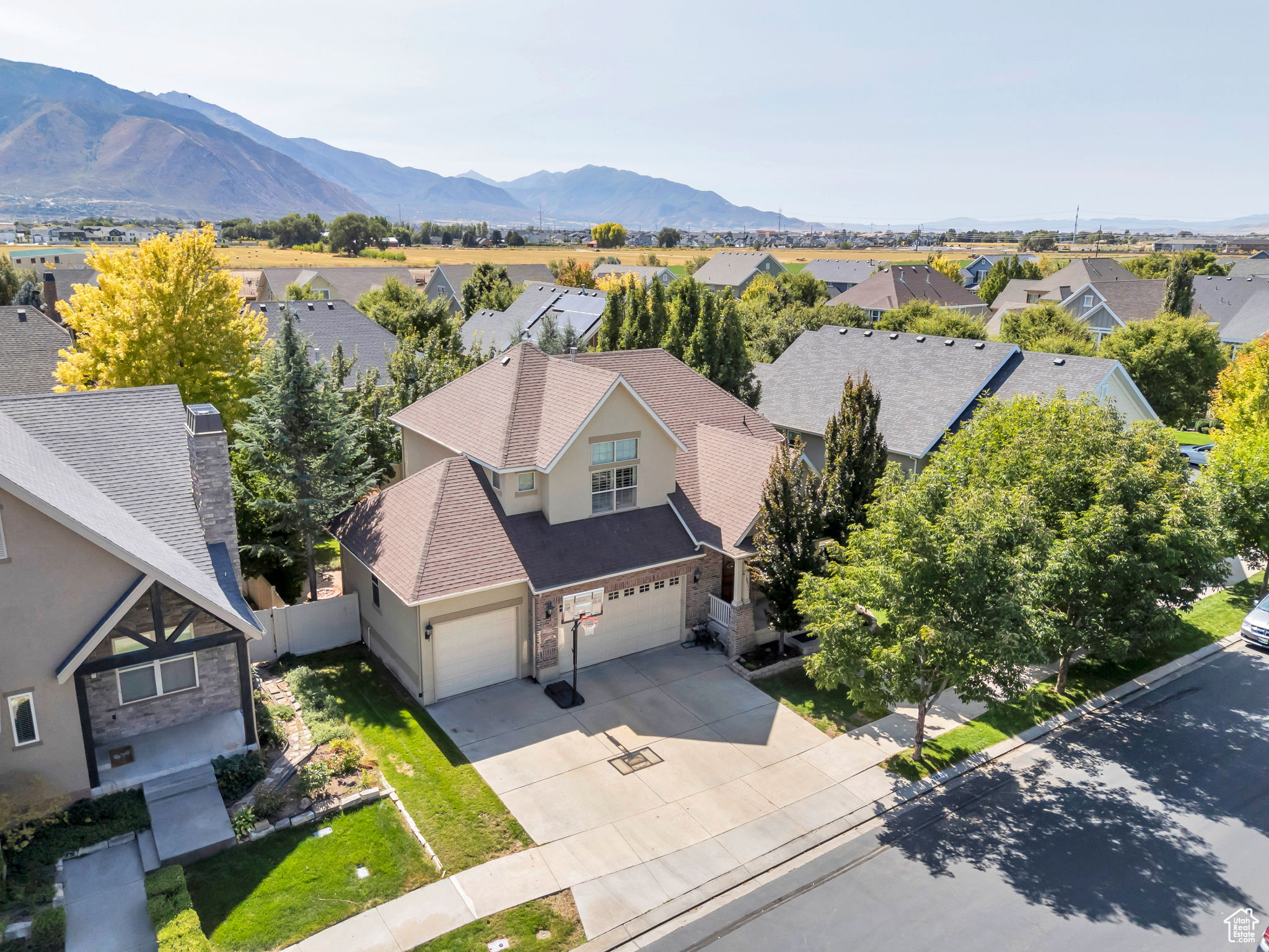 HARVEST PARK - Residential