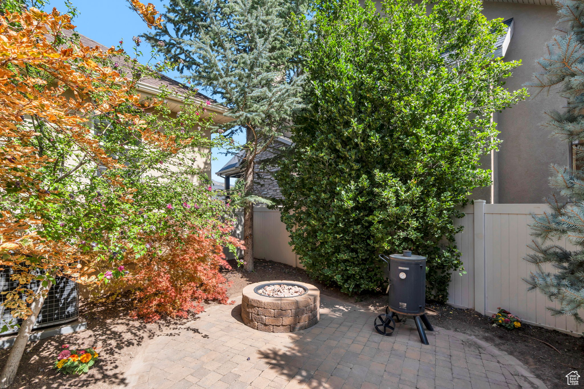 HARVEST PARK - Residential