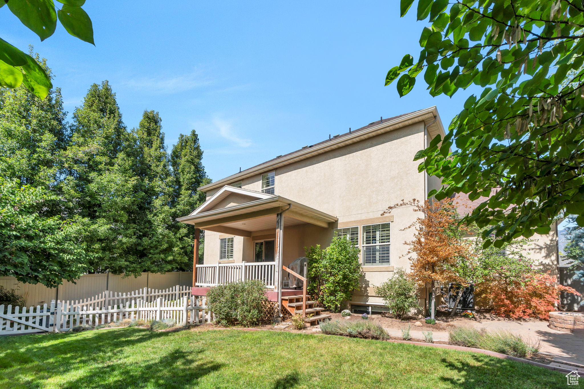 HARVEST PARK - Residential