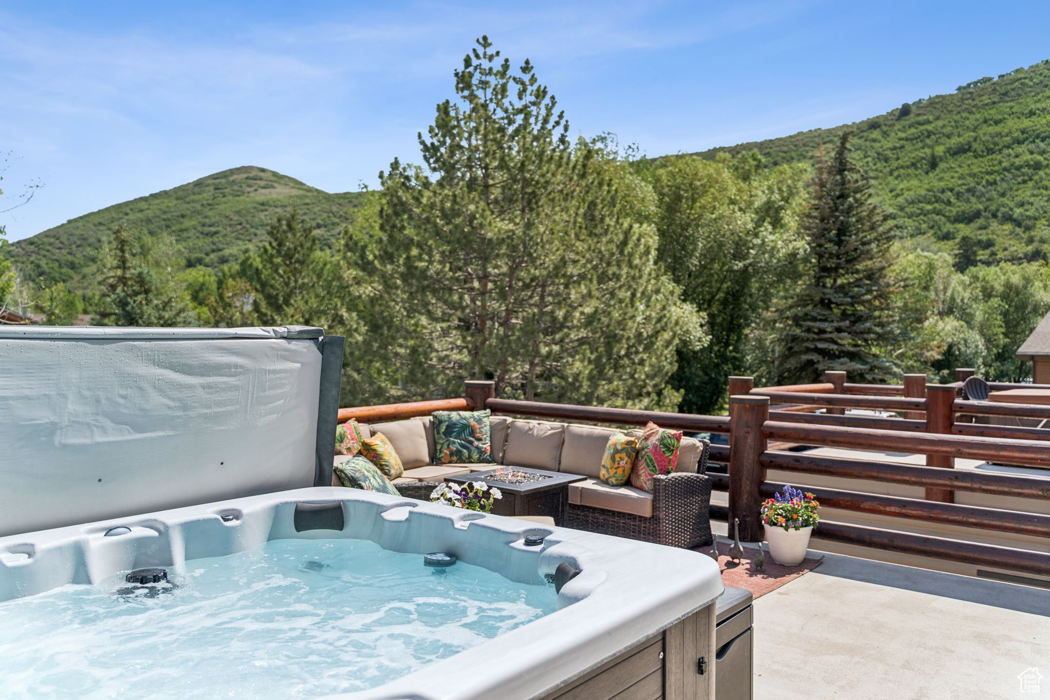 CHAPARRAL CONDOMINIUMS - Residential