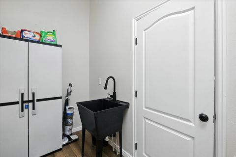 Tiny photo for 2640 ASPEN PARK LN, North Logan, UT 84341 (MLS # 2123193)