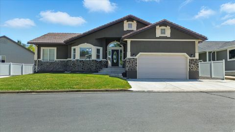 Tiny photo for 2640 ASPEN PARK LN, North Logan, UT 84341 (MLS # 2123193)