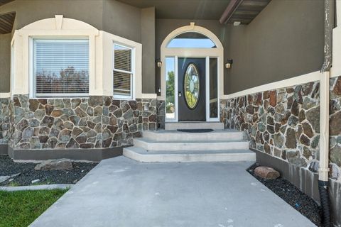 Tiny photo for 2640 ASPEN PARK LN, North Logan, UT 84341 (MLS # 2123193)